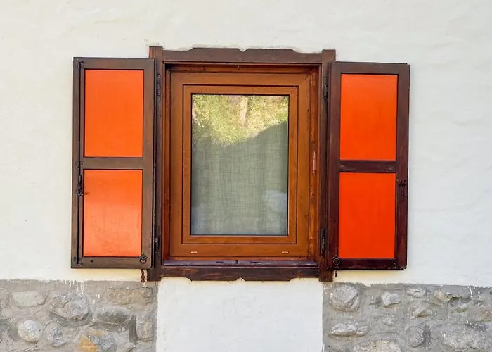 Dolomitis Window By Ca-sa Check Borca di Cadore