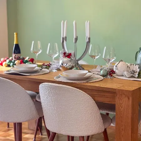 Dolomitis Window By Ca-sa Check Διαμέρισμα