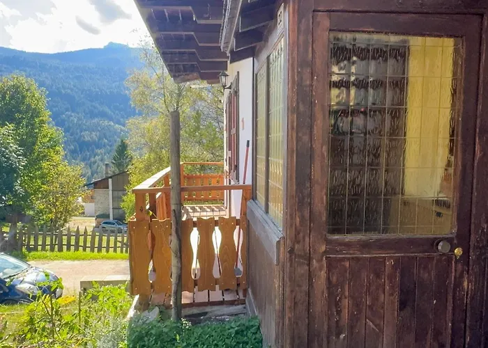 Dolomitis Window By Ca-sa Check Borca di Cadore